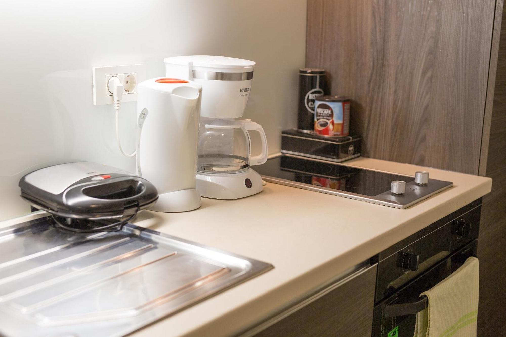 Logo Apartments 5 Min Walk To Main Square ซาเกร็บ ห้อง รูปภาพ