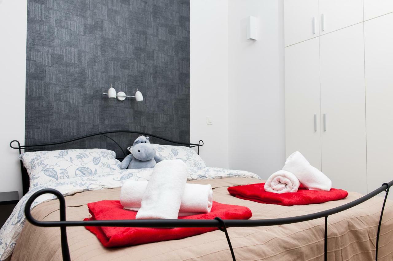 Logo Apartments 5 Min Walk To Main Square ซาเกร็บ ภายนอก รูปภาพ